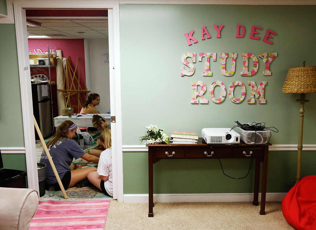 Summer doesn't slow down Kappa Delta sorority sisters